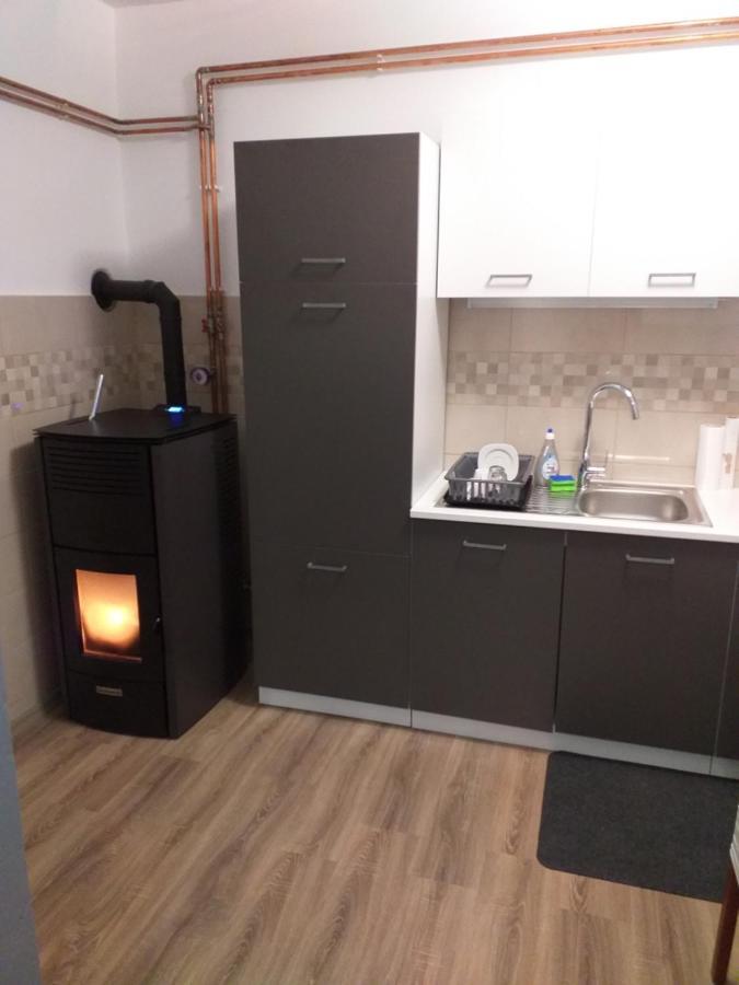 Apartman Gradina Gomirje Exterior foto